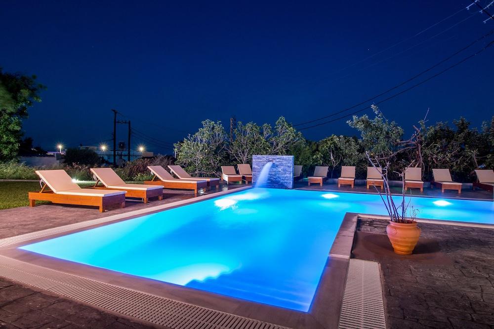 פליראקי Essential Summer (Adults Only) מראה חיצוני תמונה